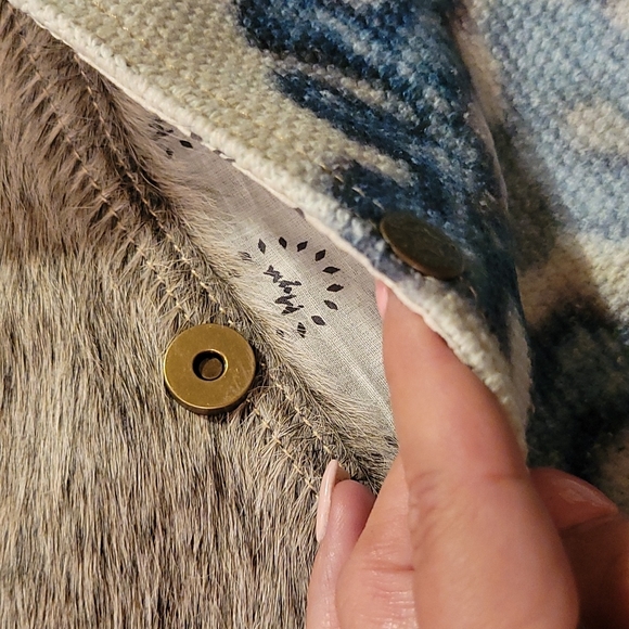 Myra Bewitching Hues crossbody, hairon, upcycled rug and canvas - Picture 7 of 8